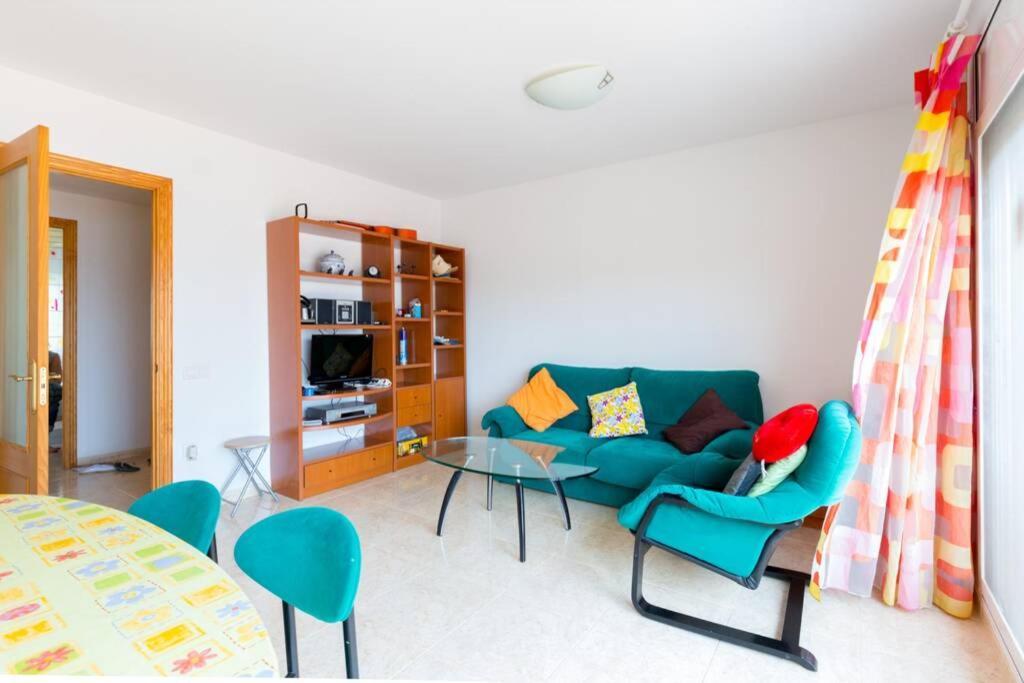 La Rapita - Apartamento De Dos Dormitorios Con Piscina Comunitaria Alcanar Luaran gambar